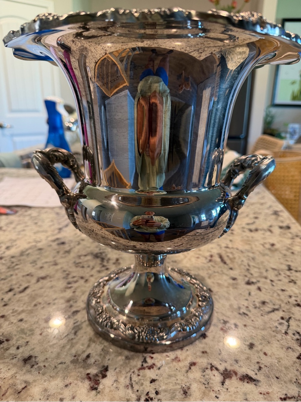 Vintage silver plated champagne bucket - Elegant Home Accent